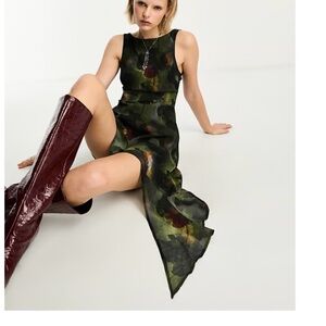 Elegant green floral Sleeveless Dress